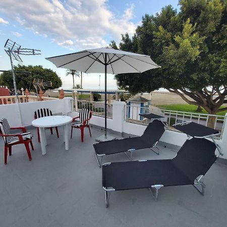 Beachfront House Málaga Extérieur photo